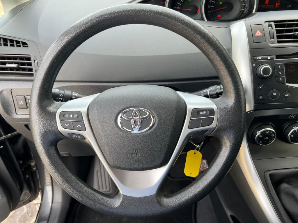 Toyota Corolla Verso 1.6 vvt-i comfort | trekhaak | park. sensoren | 100% d