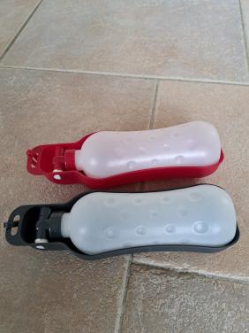 2 z.g.a.n drinkflessen voor  de hond