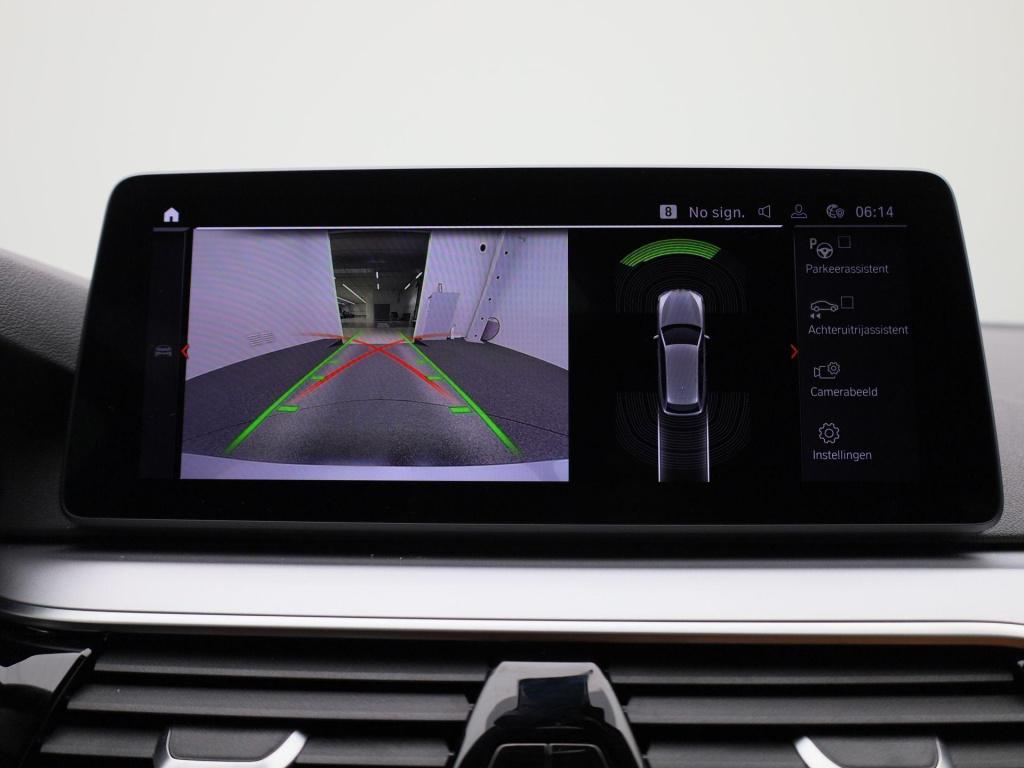 BMW 5 Serie touring 520i business edition plus | automaat | lmv | navigatie
