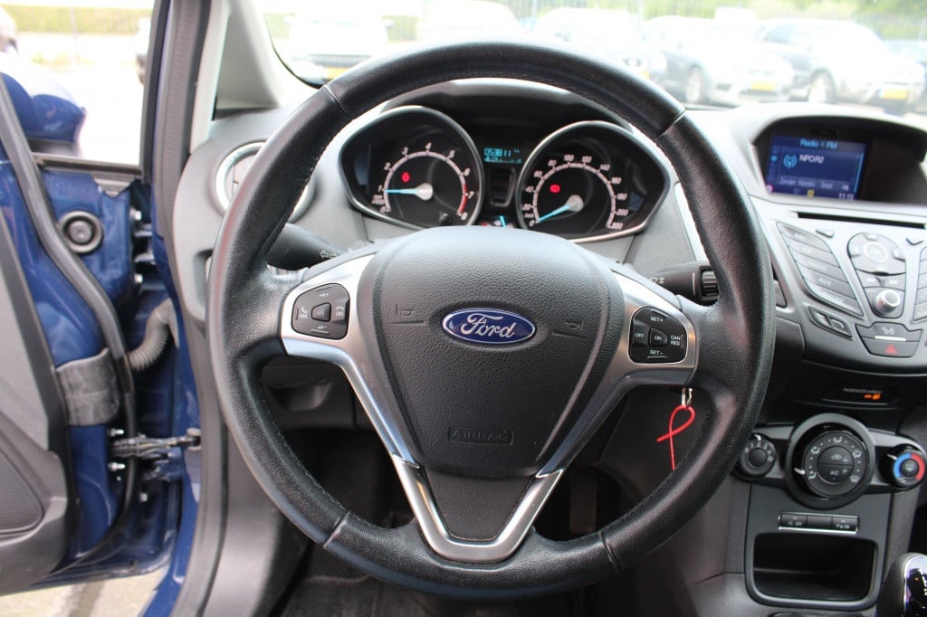 Ford Fiesta 1.0 style ultimate