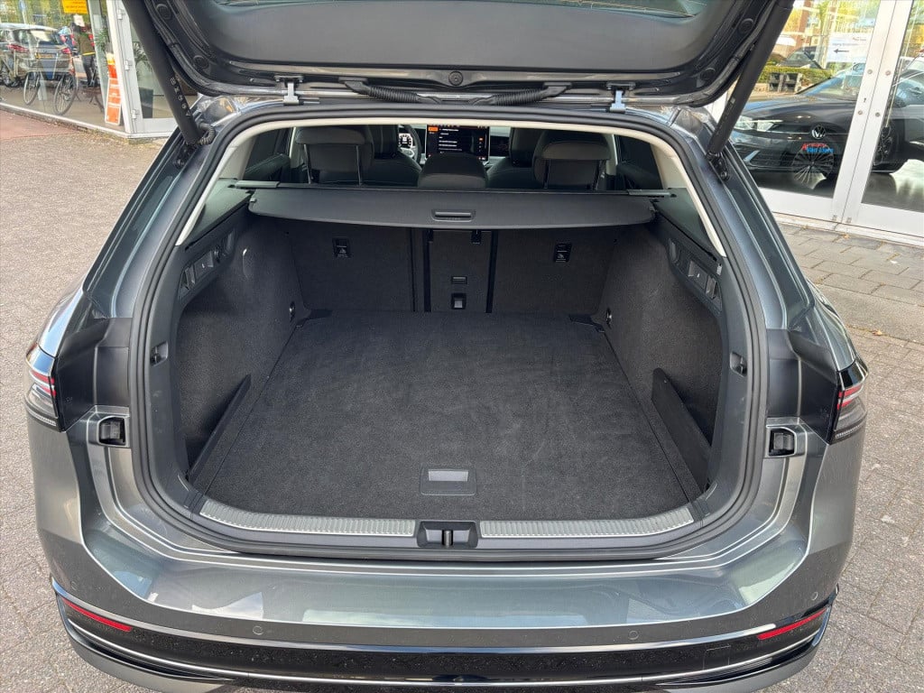 Volkswagen Passat 1.5 etsi 150pk dsg-7 elegance| camera| dode hoek|head up|
