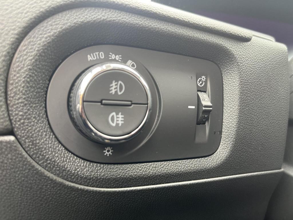 Opel Grandland 1.2 turbo business elegance | climate control | cruise contr
