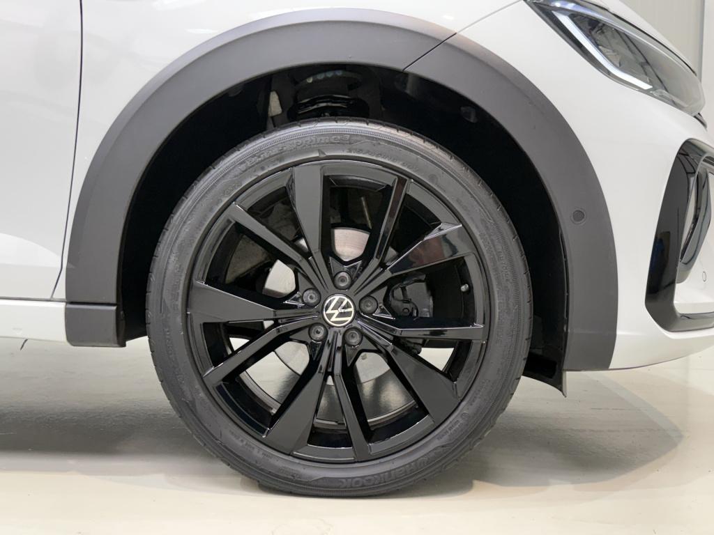 Volkswagen Taigo 1.0tsi 110pk dsg r-line | pano dak