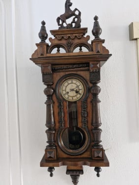 Paardjes regulator klok