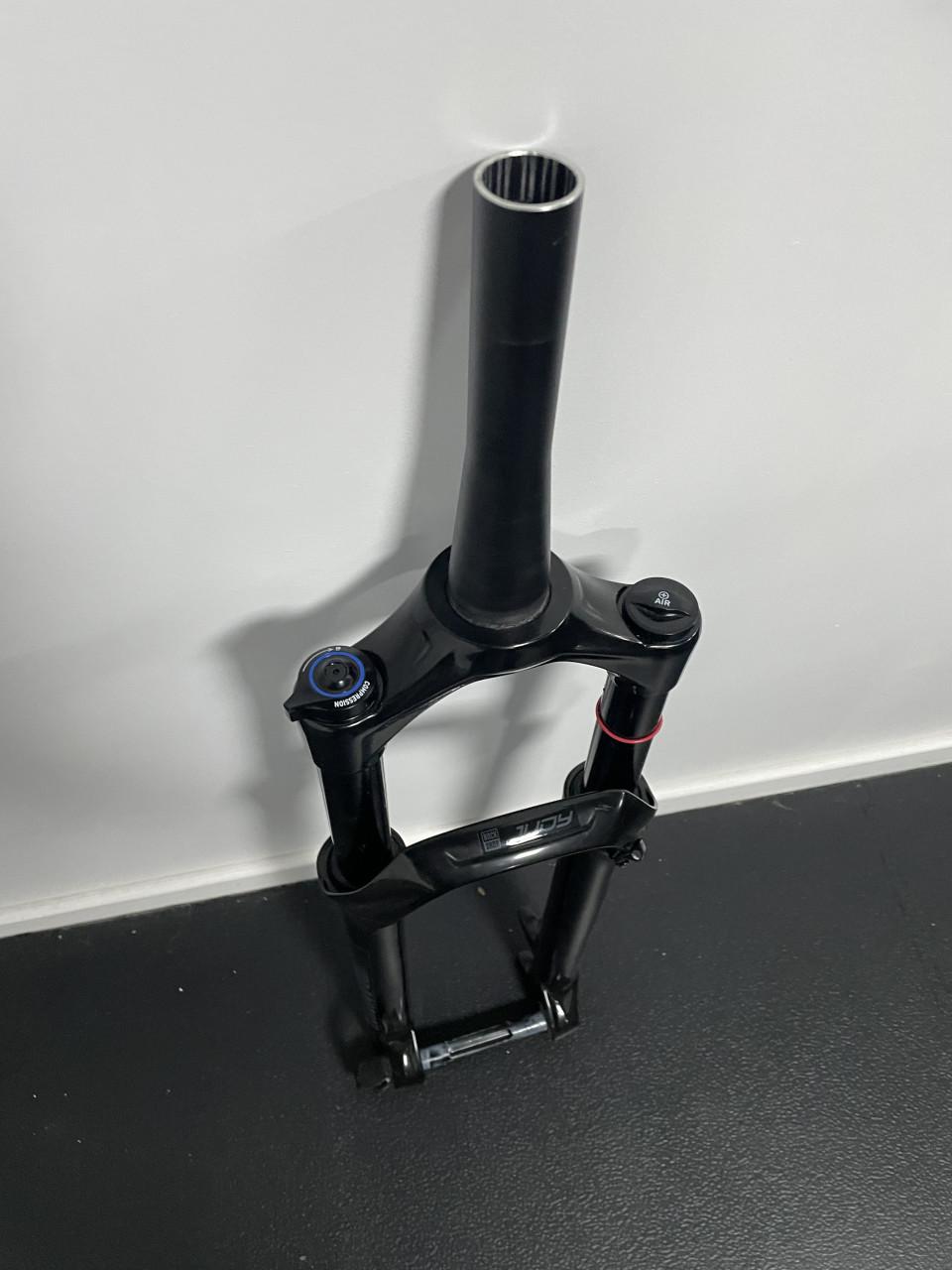 Voorvork Rockshox Judy Gold RL 29" 120 mm !!!
