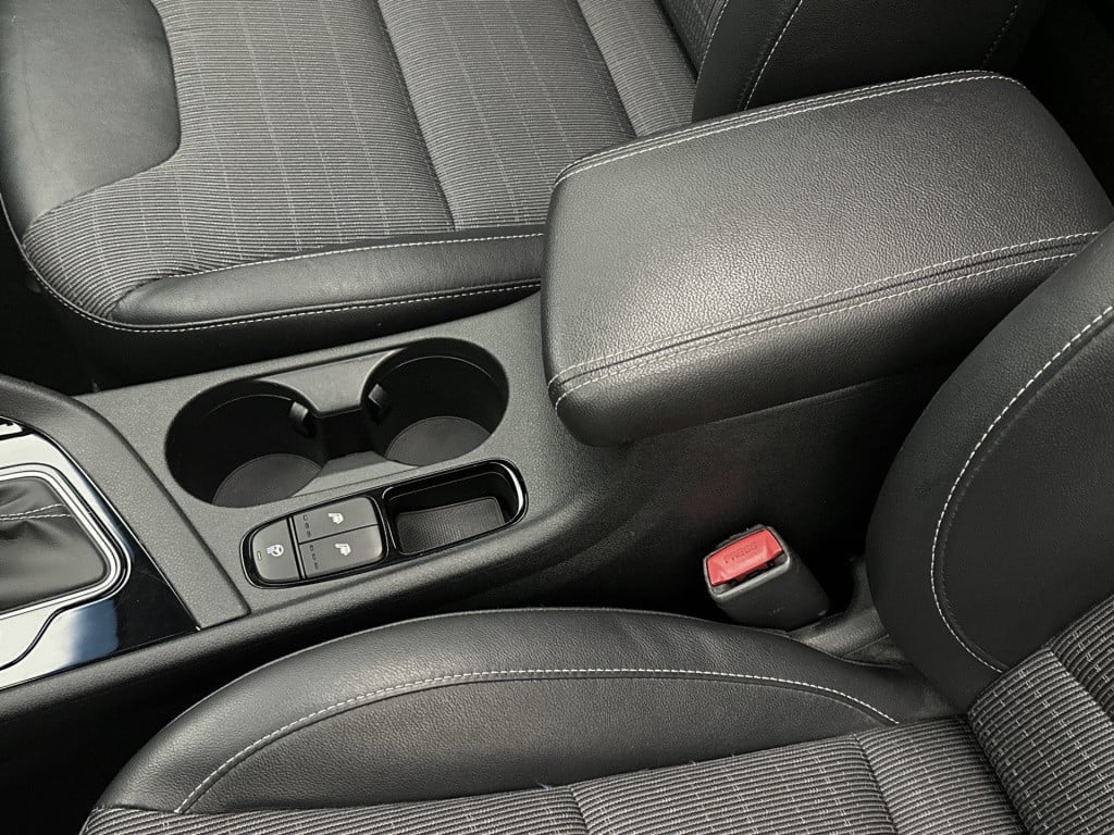 Kia Niro 1.6 gdi hybrid edition | 1e eigenaar | schuif/kantel dak | trekhaa