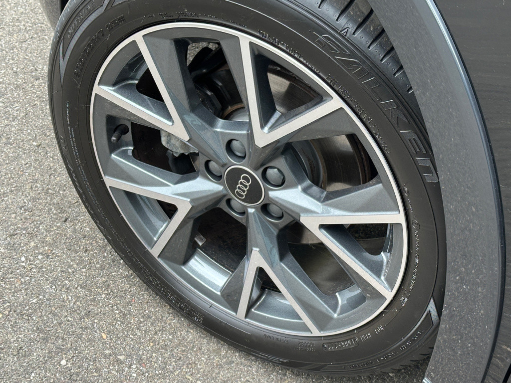 Audi A1 allstreet 30 tfsi 110pk s-tronic business edition | led | camera | 