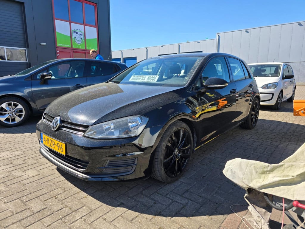 Volkswagen Golf 1.2 tsi black edition