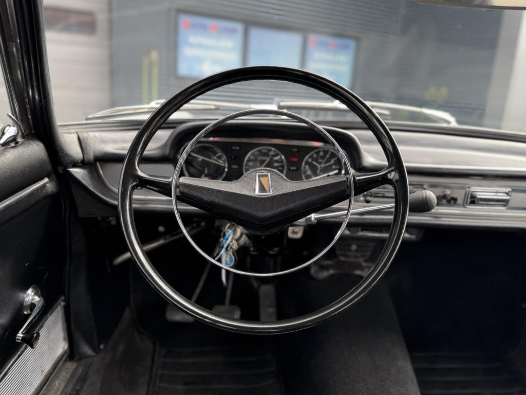 Peugeot Onbekend 404 coupe carburateur
