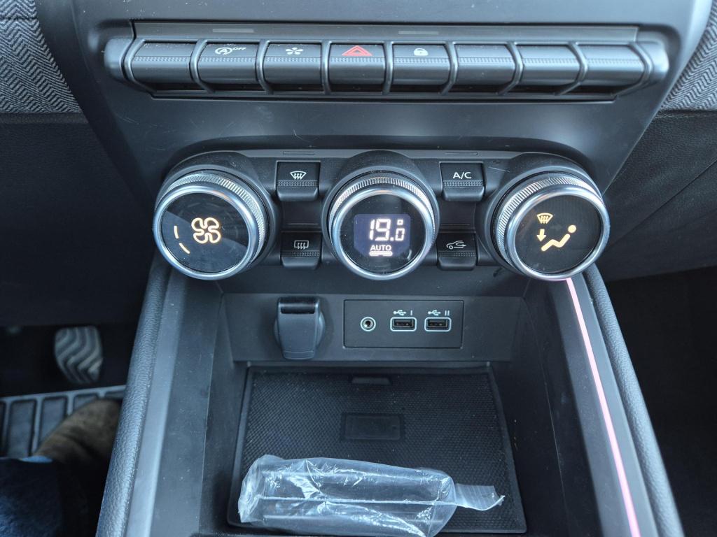 Renault Clio 1.0 tce 90 gpf techno camera, navigatie, apple/android auto