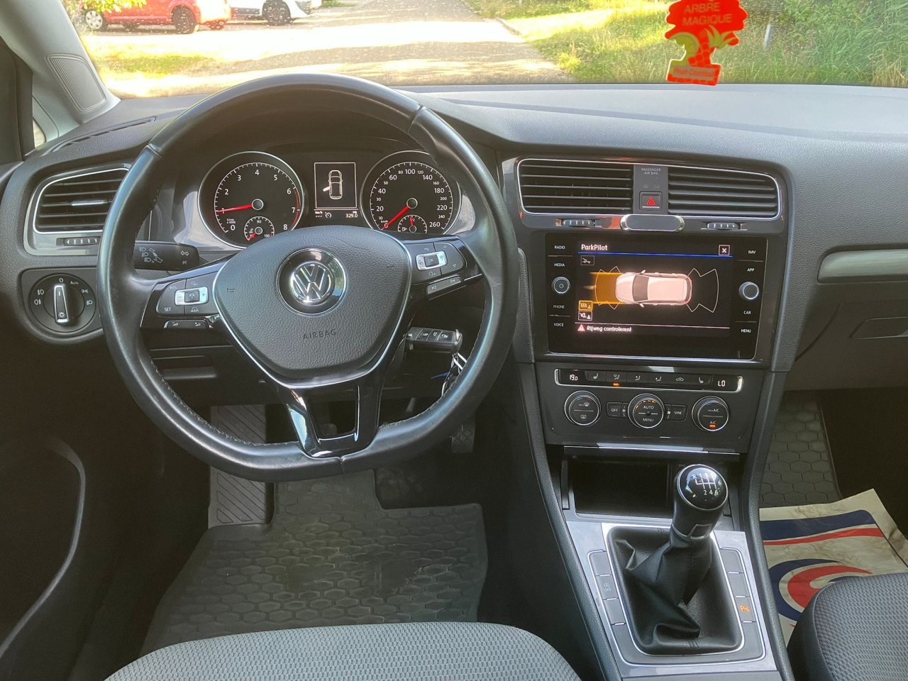 Volkswagen Golf 1.0Tsi