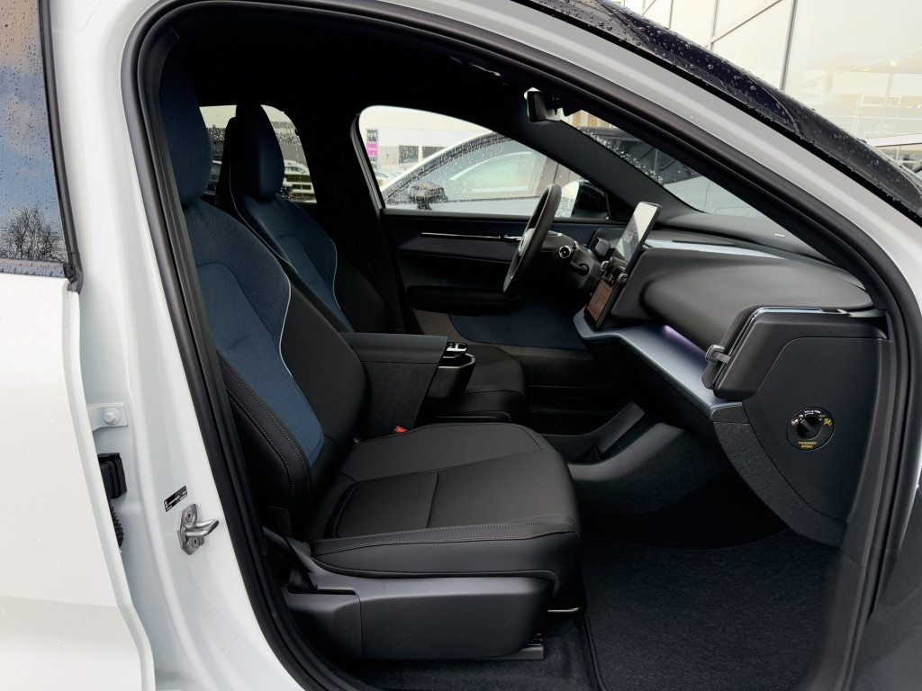 Volvo Ex30 nieuwprijs € 47.790 | extended range plus