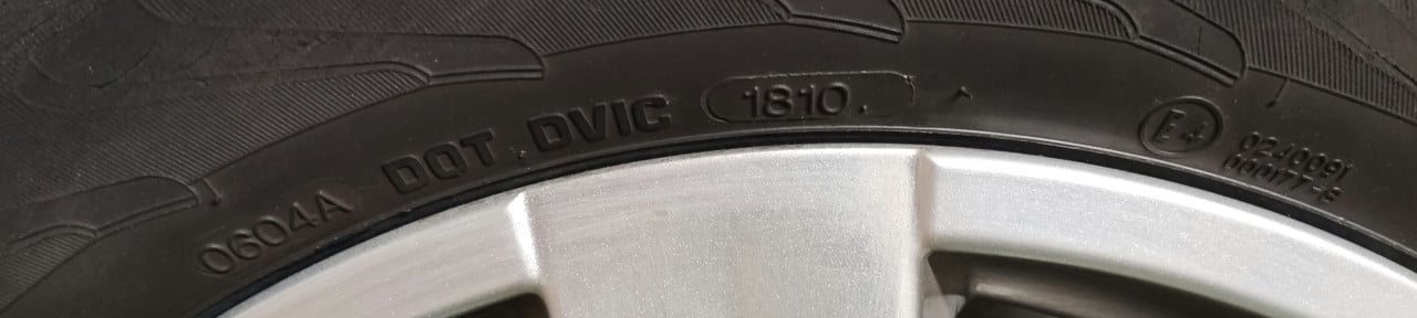 Te koop: 4 velgen met Vredestein winterbanden (205/55 R16)