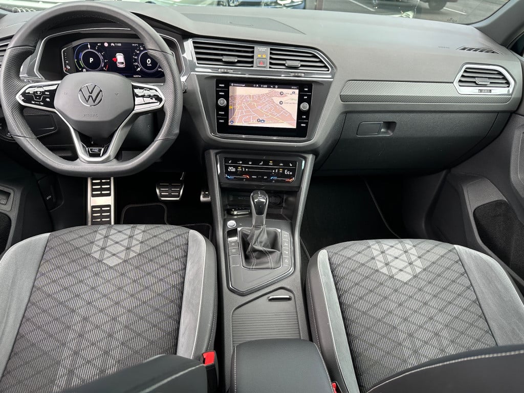 Volkswagen Tiguan 1.4 tsi ehybrid r-line | 360 camera | dode hoek | elek. a
