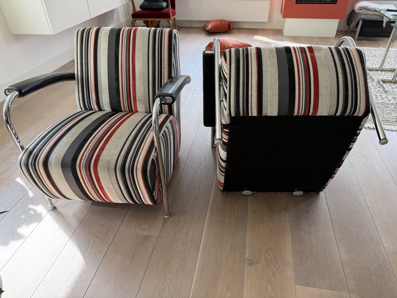 2 mooie Scylla stoelen van Leolux te koop