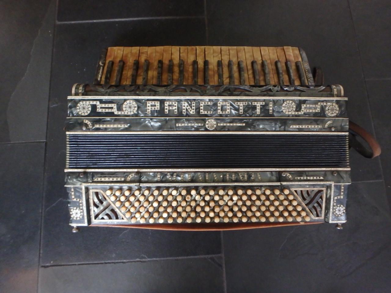 Accordeon Pancotti  1930