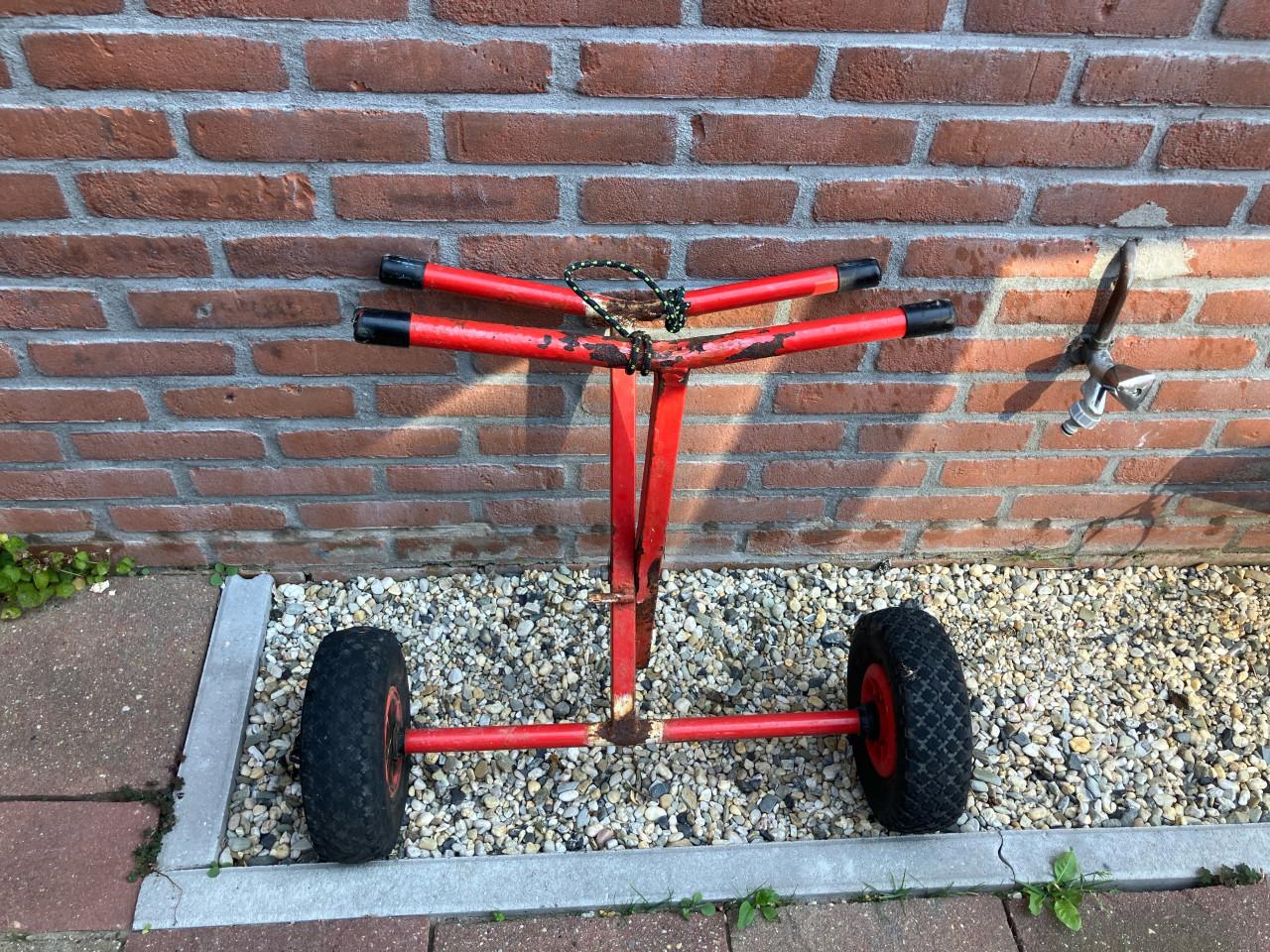 Leuke houten 1-persoons kano 4,7m - waterdicht