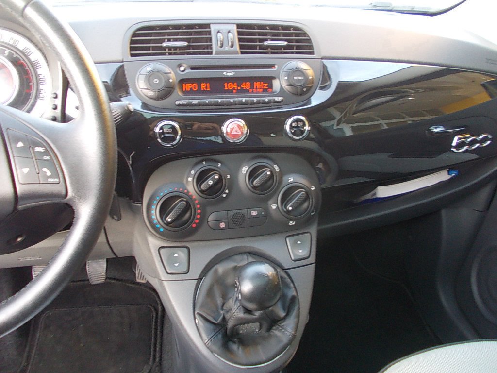 Fiat 500 0.9 twin-air 63kw lounge airco, panorama dak