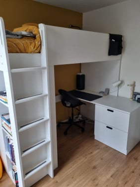 Hoogslaper met bureau