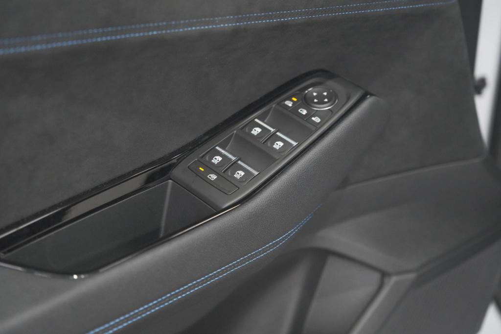 Renault Austral mild hybrid 160 x-tronic techno esprit alpine | 1800 kg tre