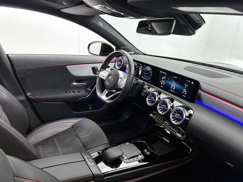 Mercedes-Benz Cla shooting brake 250 premium | 360° camera | rijassistentie
