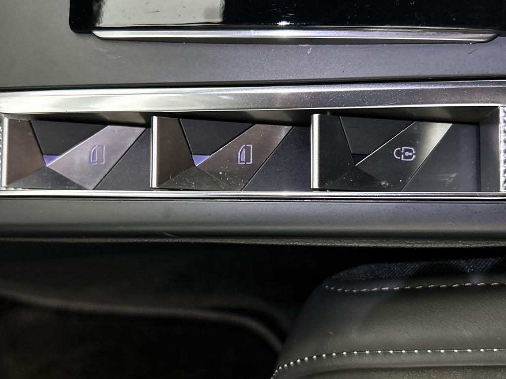 Ds Ds 3 crossback 130 pk automaat grand chic | adaptive cruise | leder | he