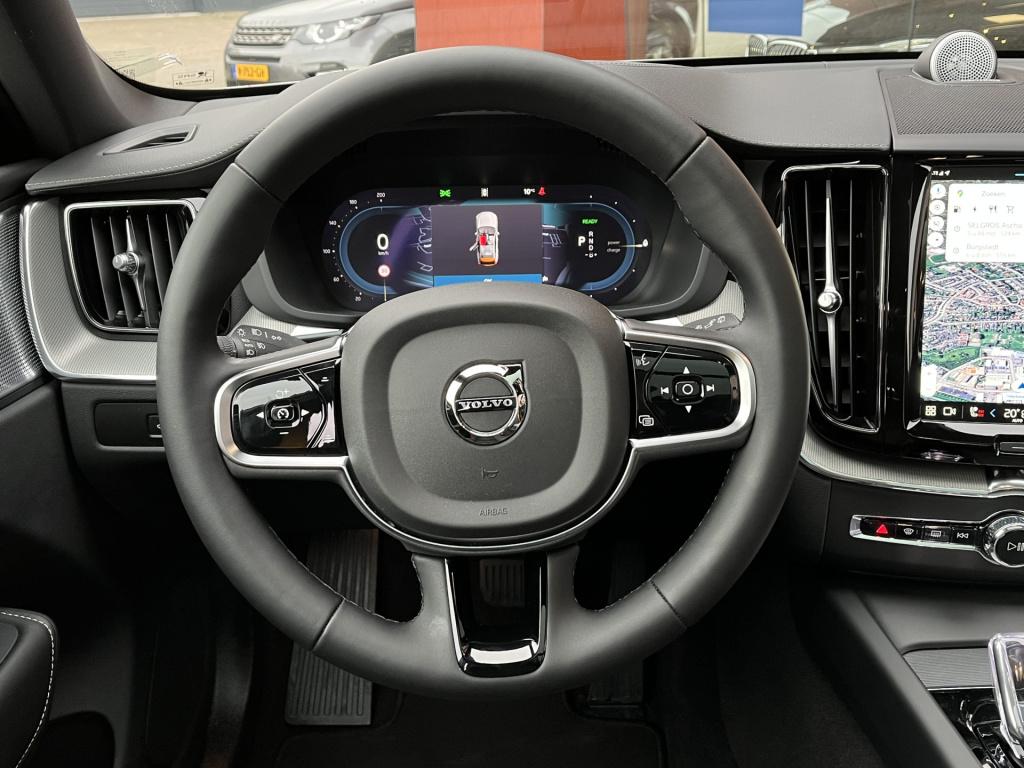 Volvo XC60 2.0 t8 plug-in hybrid awd polestar engineered | bowers&wilkins |