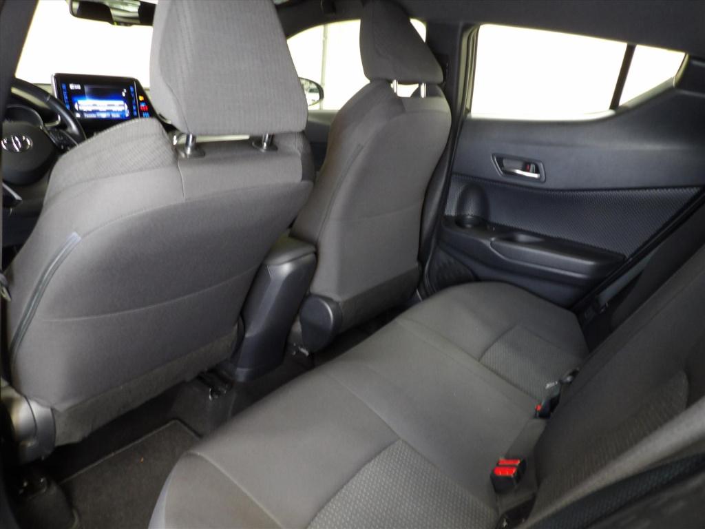 Toyota C-hr 1.8 hybrid 122pk cvt dynamic