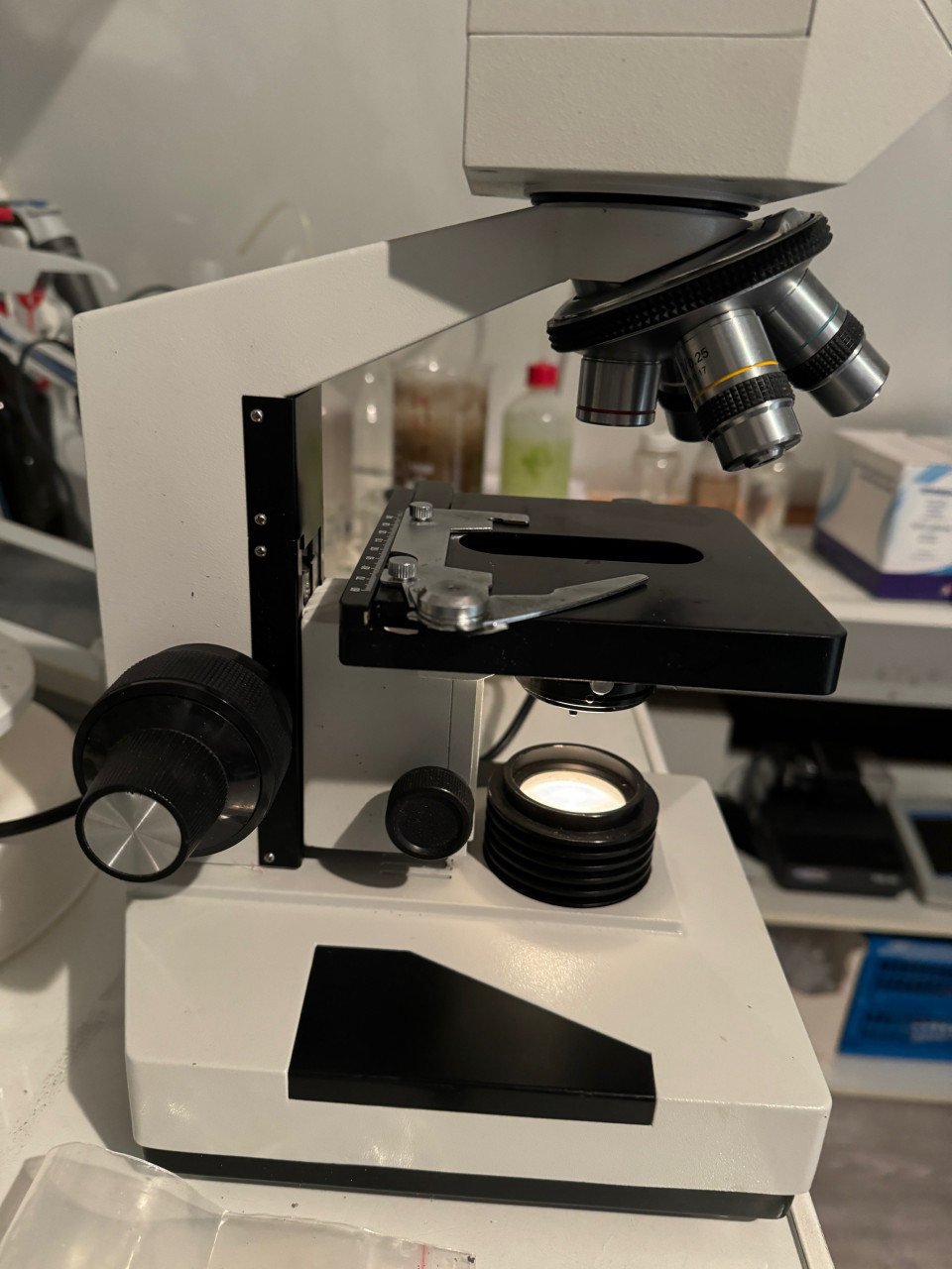 Amscope microscoop met fasecontrast set