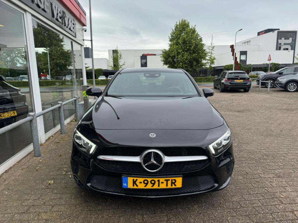 Mercedes-Benz A-Klasse 180 business solution plus upgrade