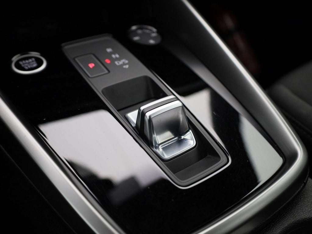 Audi A3 sportback 30 tfsi business edition | automaat | navigatie | apple c