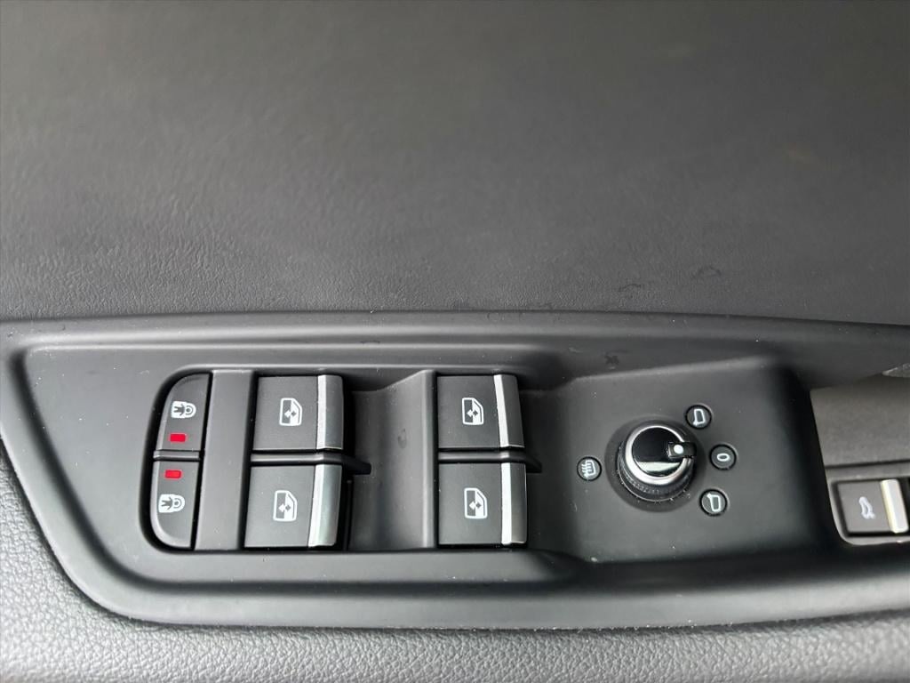 Audi A4 avant 40 tfsi 204pk mhev s tronic s edition competition| pano dak| 