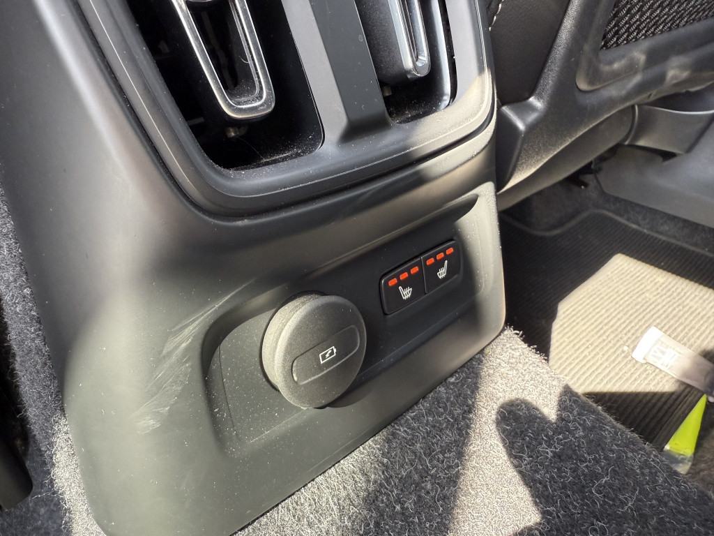 Volvo XC40 t5 262pk recharge| full options ! trekhaak