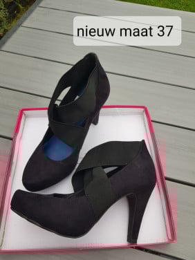 Schoenen maat 37