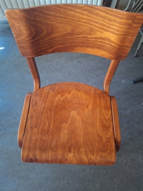 Stoelen en Tafels