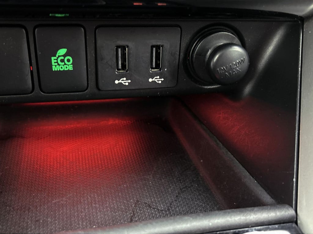 Mitsubishi Eclipse Cross 1.5 di-t first edition | automaat | lmv | trekhaak