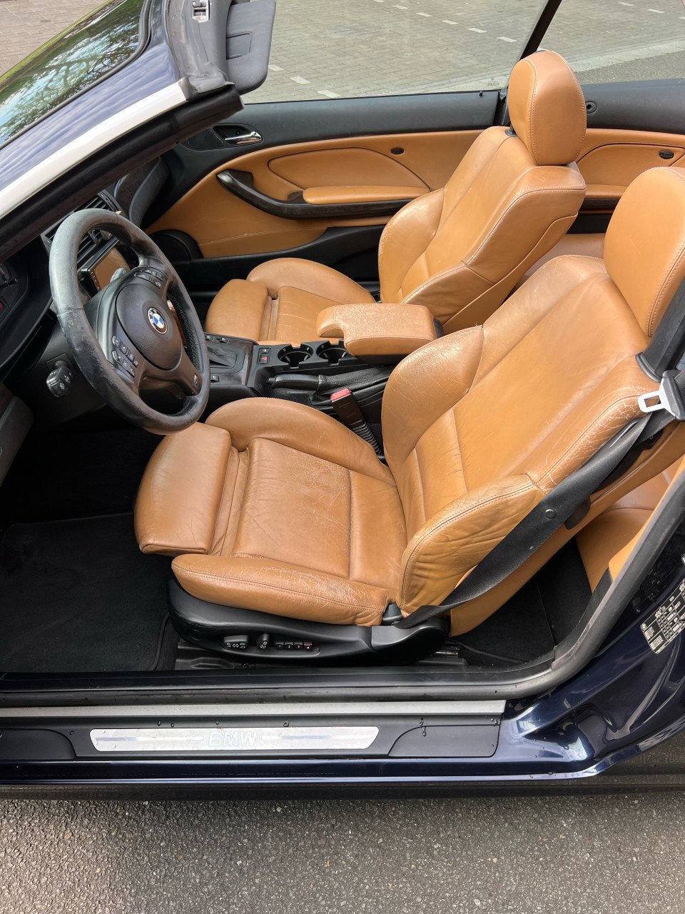 Bmw E46 323i cabrio - Automaat!