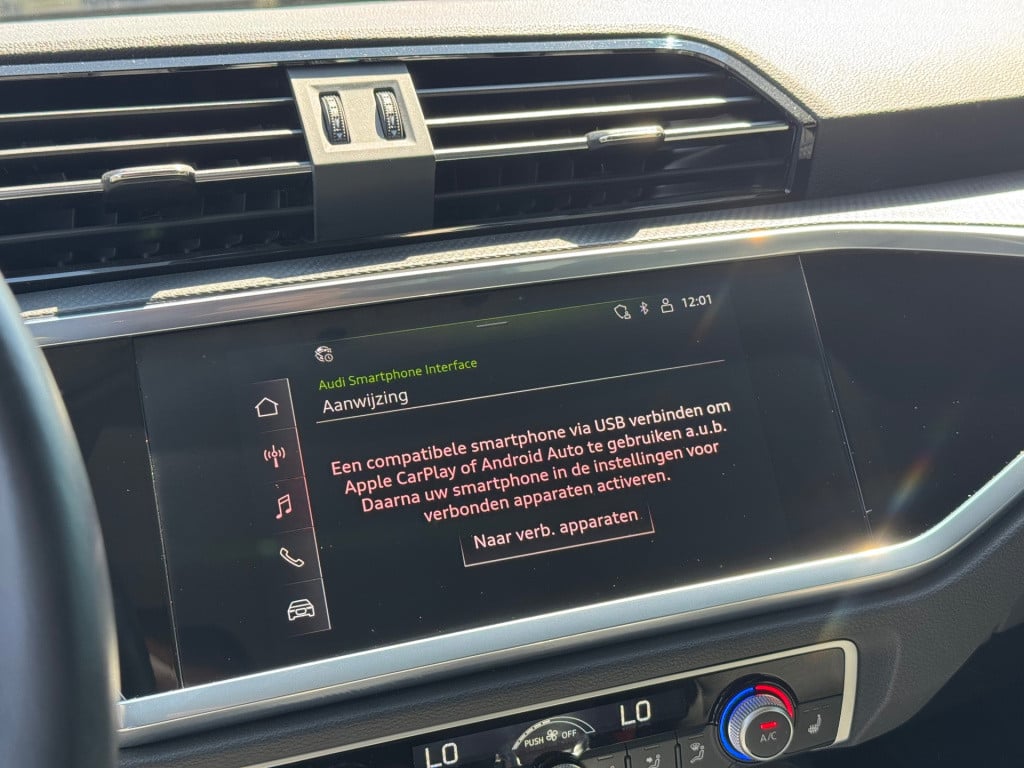 Audi Q3 35 tfsi advanced * matrix led * keyless * trekhaak