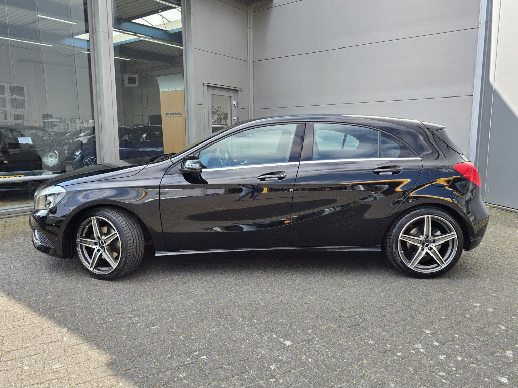 Mercedes-Benz A-Klasse 180 ambition urban-pakket slechts 83.000 km!!