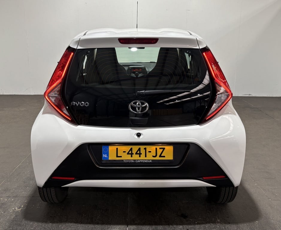 Toyota Aygo 1.0 vvt-i x-fun | airco |
