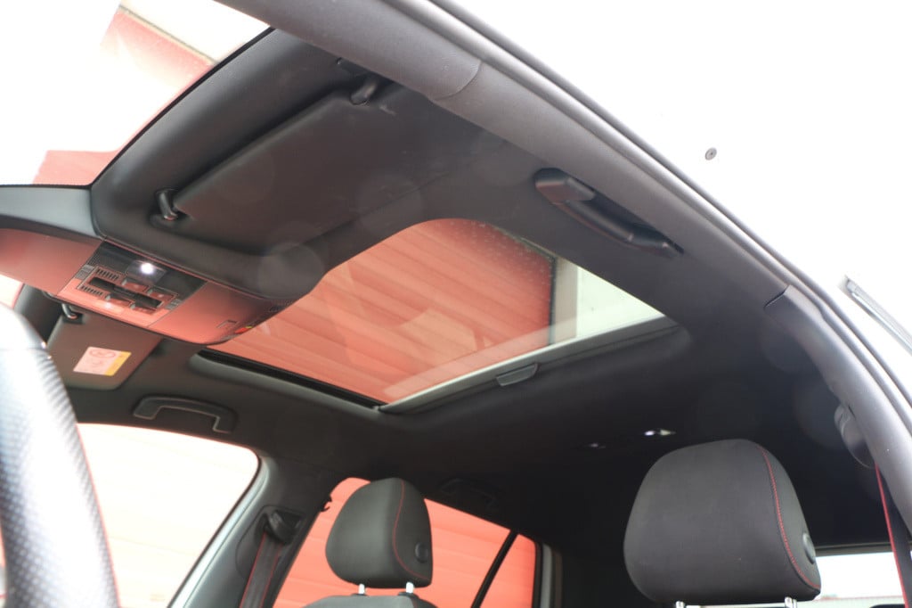 Volkswagen Golf 2.0 tsi gti tcr akrapovic | pano | discover pro