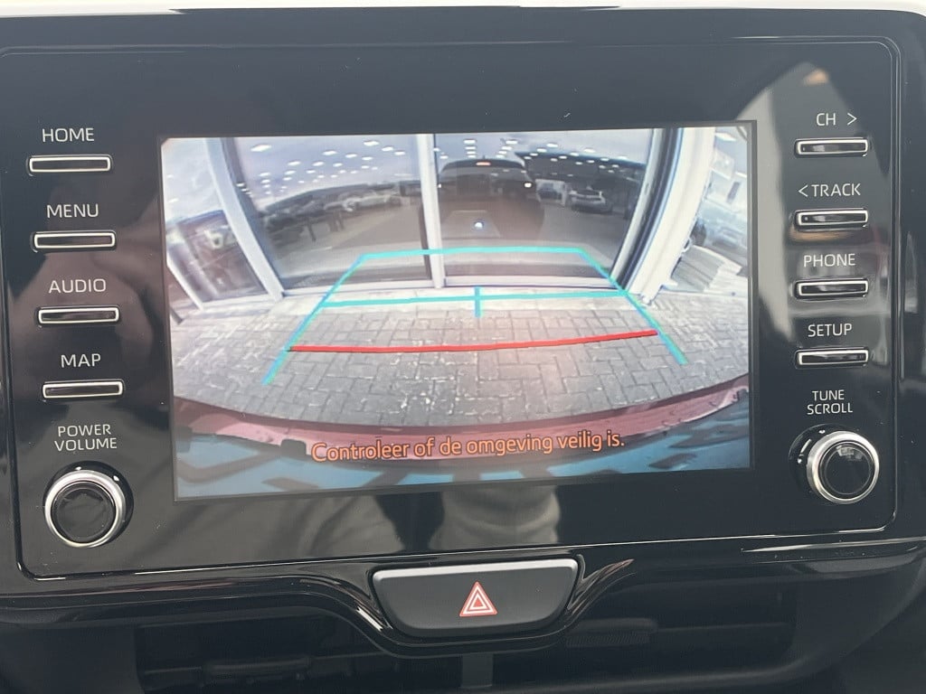 Toyota Yaris | net binnen | 1.5 hyb. dynamic | camera | apple carplay |