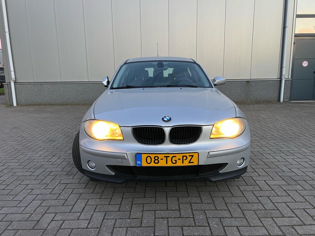 BMW 1-serie 118i High Executive 164.443km
