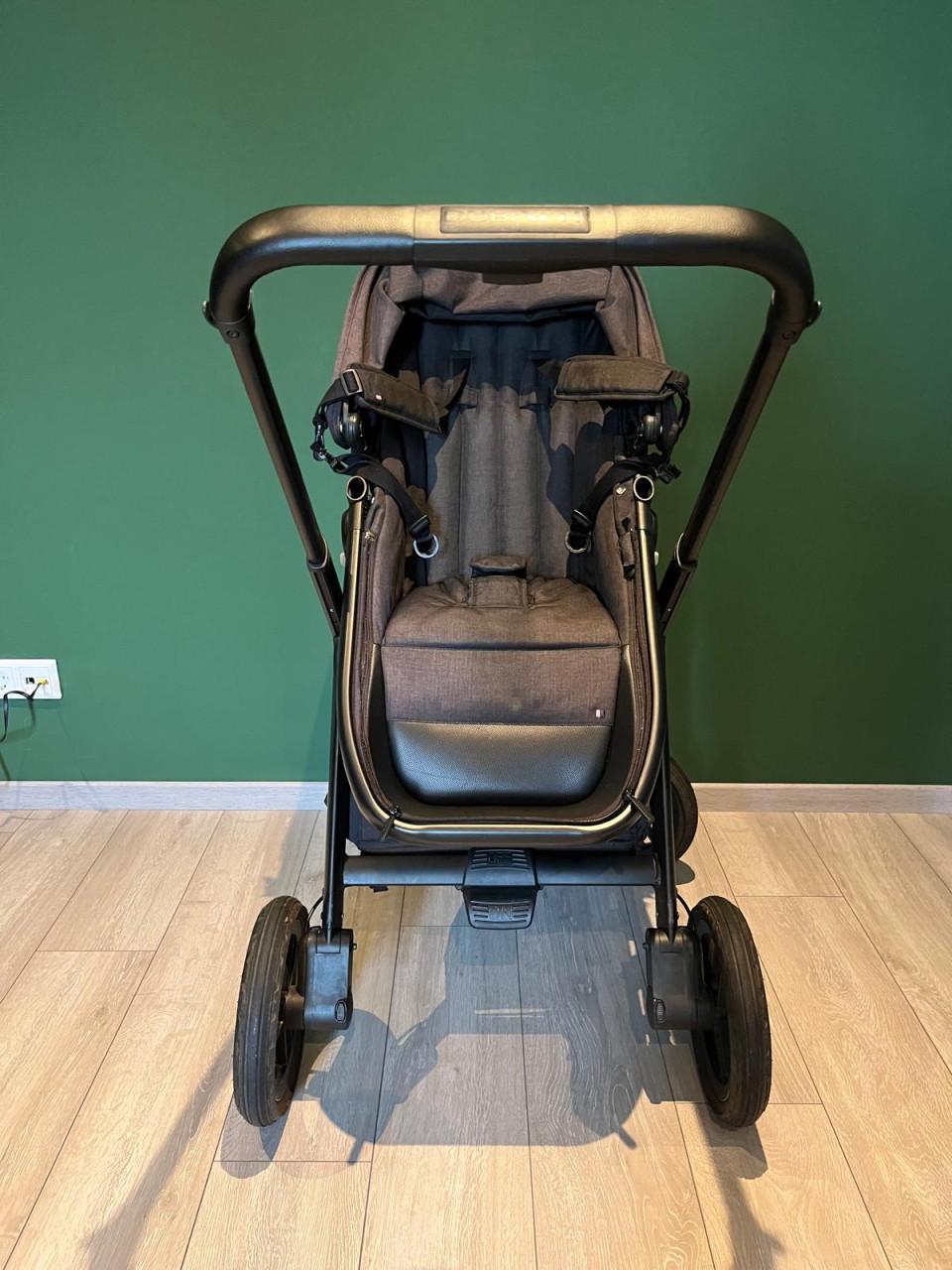 Kinderwagen - nette staat - compleet met accessoires