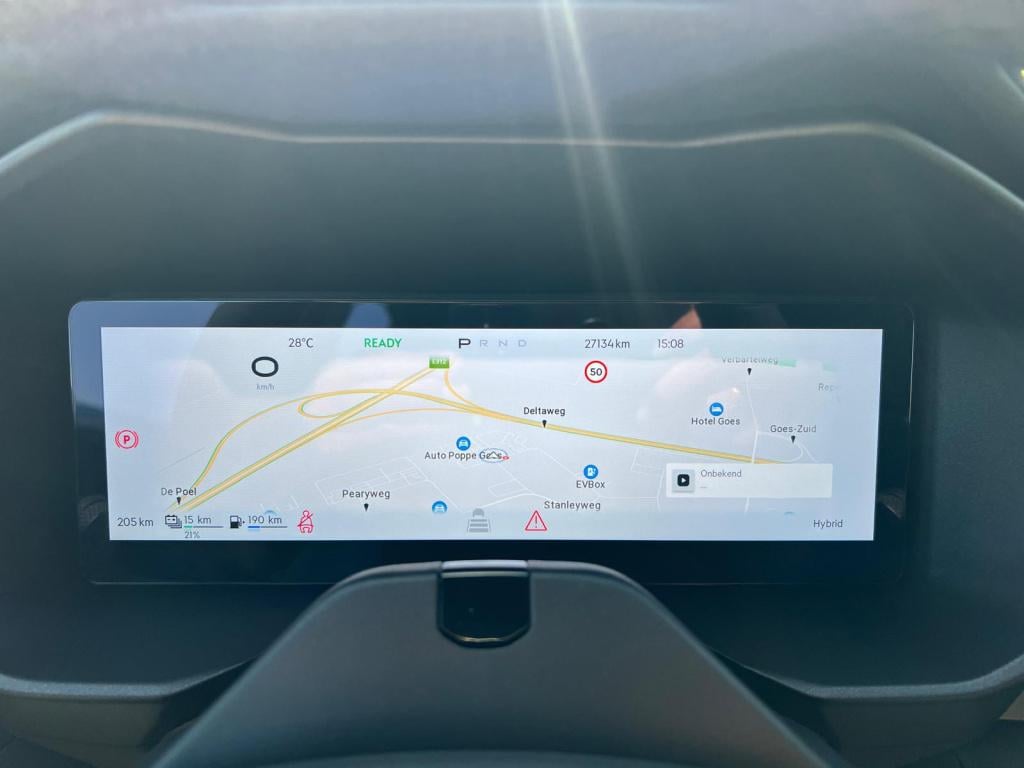 Lynk & Co 01 1.5 276pk phev 3dth core , trekhaak , carplay , adaptive cc ,