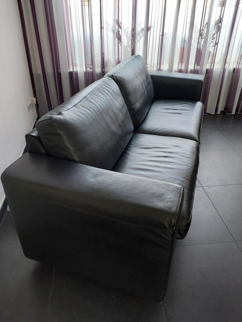 Te koop,Leren Montèl Bank