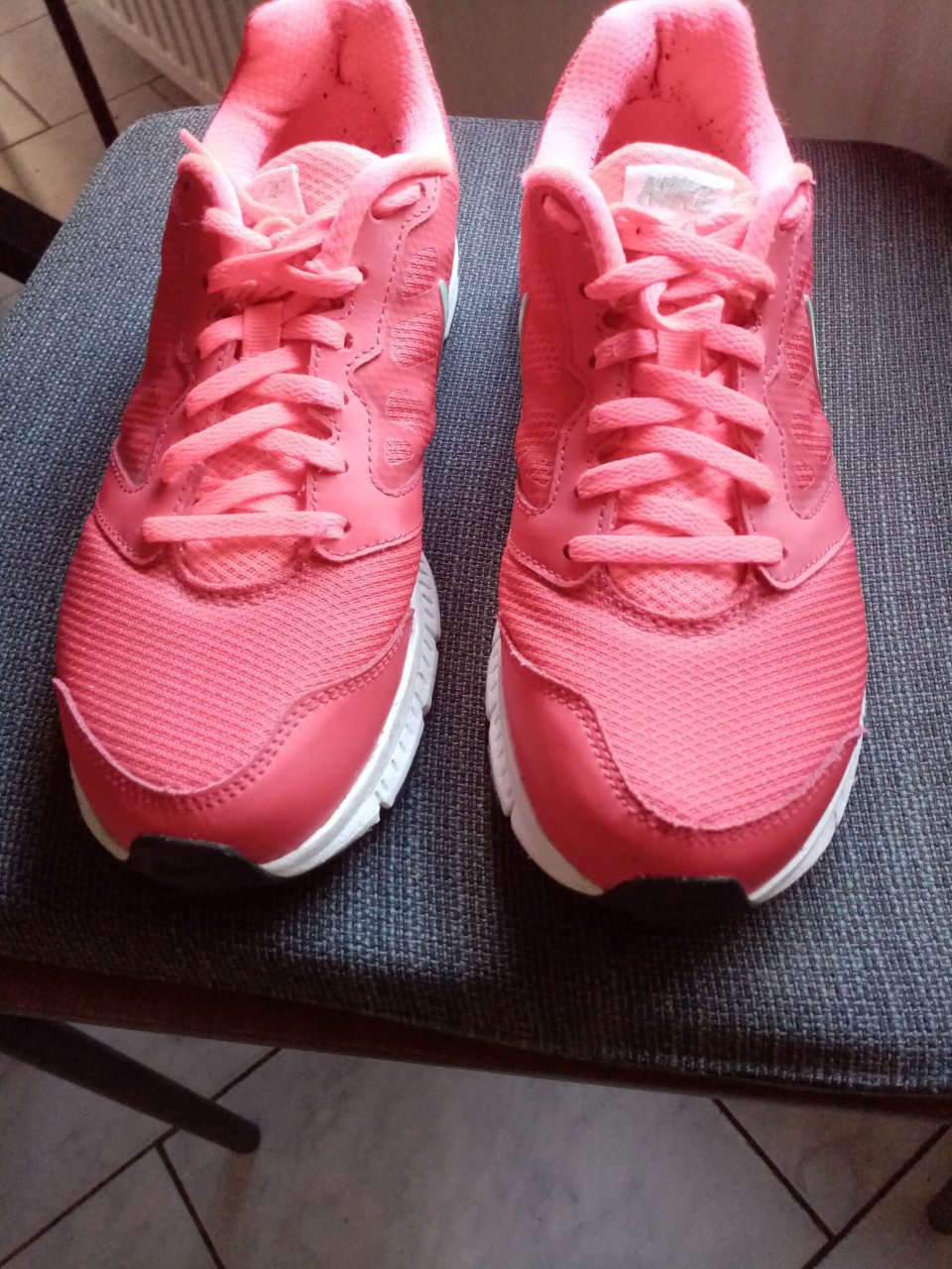 Nike sneakers maat 40