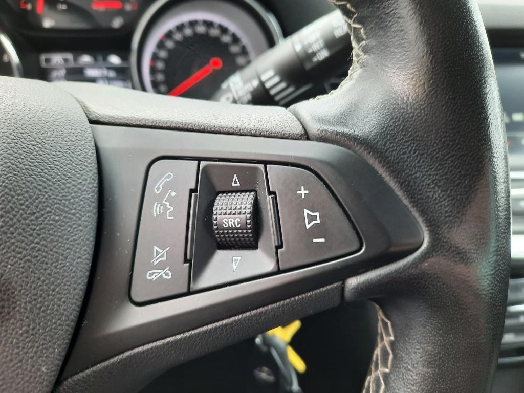 Opel Astra sports tourer 1.2 design & tech