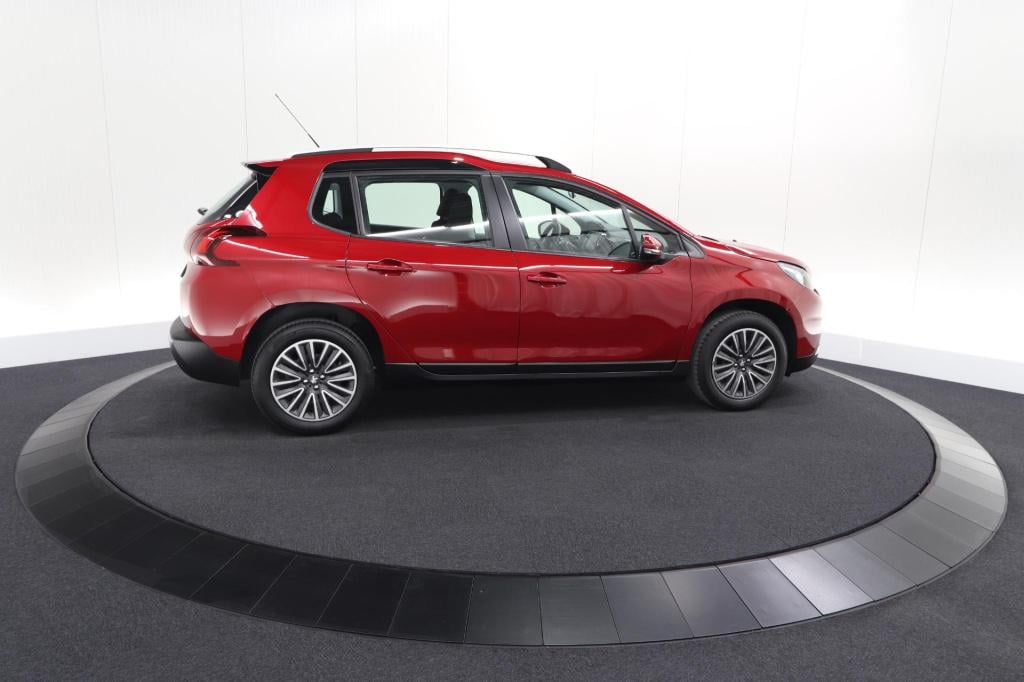 Peugeot 2008 puretech 110 eat6 active | camera | apple carplay | parkeersen