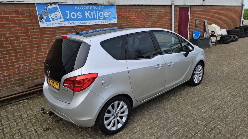 Opel Meriva 1.4 turbo edition